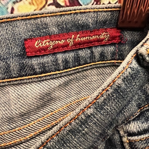 Citizens of humanity, Kelly #001 stretch, low waisted, boot cut, Sz 29 jeans. - Picture 6 of 11